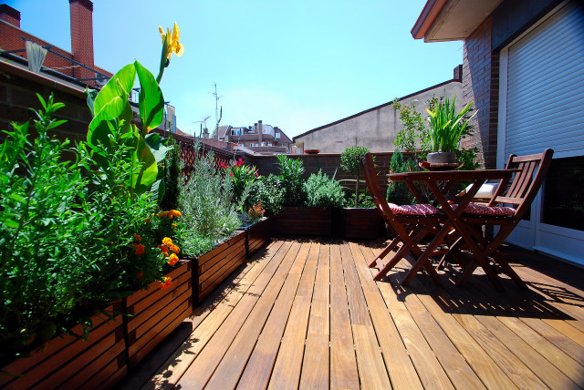 Evita los mirones y toma el sol sin miedo en tu terraza o balcón con los